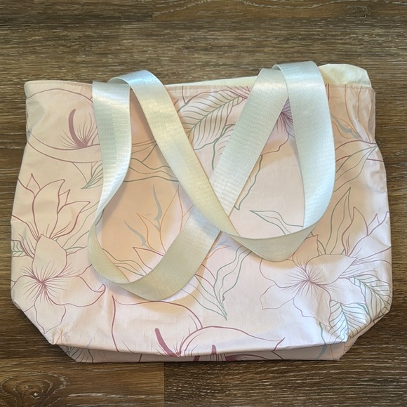 Floral Pink Waterproof Tote Pool Bag - Picture 6 of 8